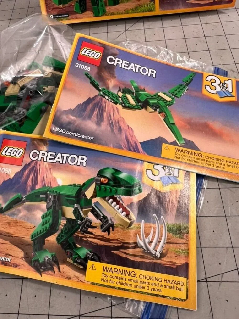 LEGO 31058 Creator Series Series Mighty Dinosaurs complete